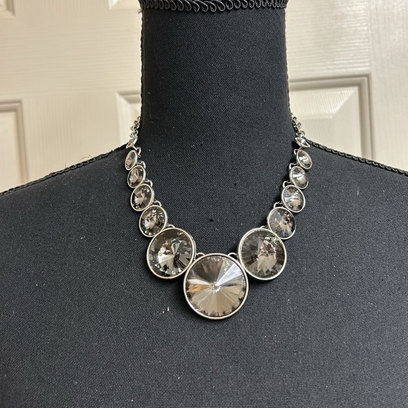 Necklace, Silver and Black Circle Design Necklace, 22” - Picture 5 of 6